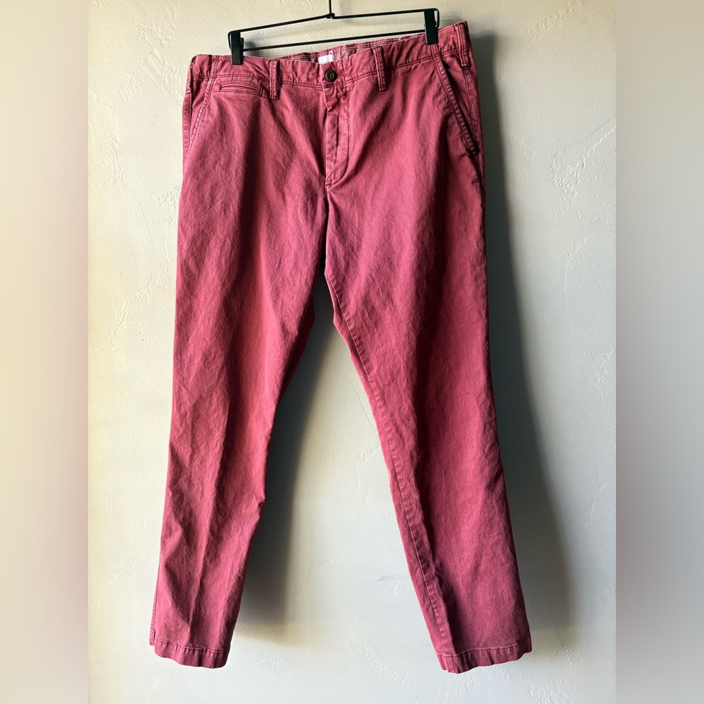 GAP 34/30 Maroon Chinos - Size 34/30